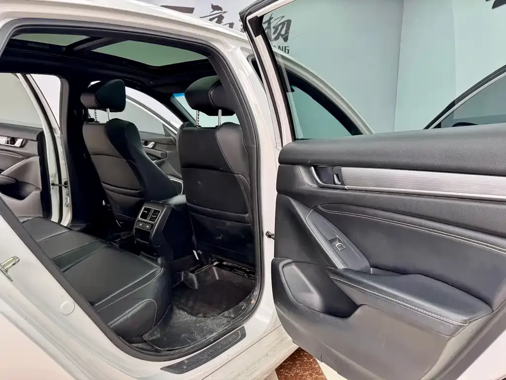 Honda Inspire — фото 9