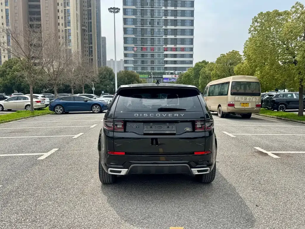Land Rover Discovery Sport — фото 2