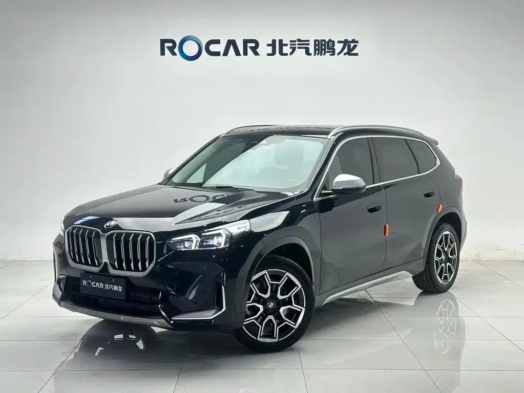 BMW X1 — фото 1