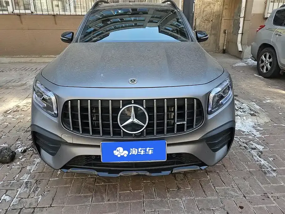 Mercedes-Benz GLB AMG — фото 8