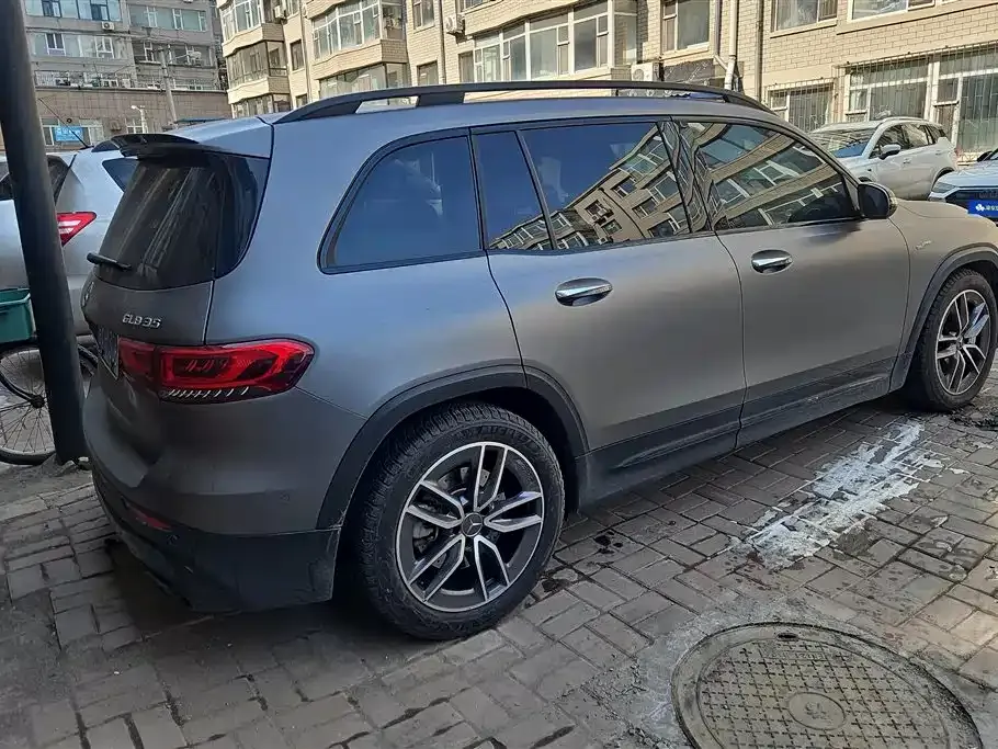 Mercedes-Benz GLB AMG — фото 10