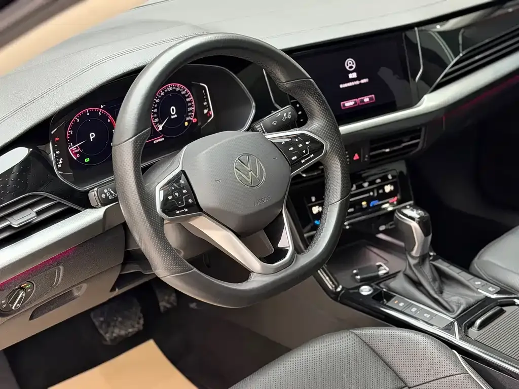Volkswagen Passat — фото 2