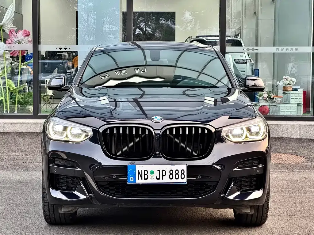 BMW X4 — фото 9