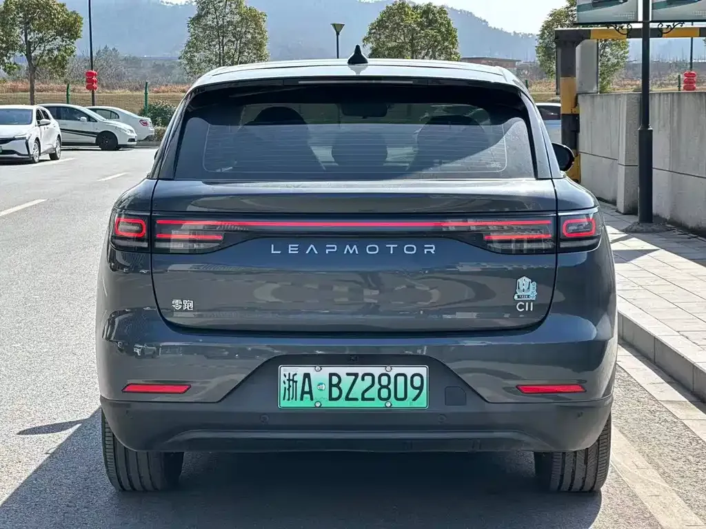 Leapmotor C11 — фото 10