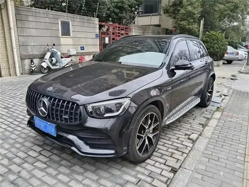 Mercedes-Benz GLC AMG — фото 1