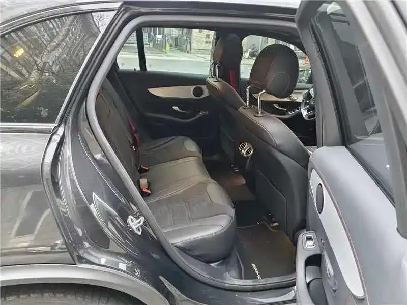 Mercedes-Benz GLC AMG — фото 5
