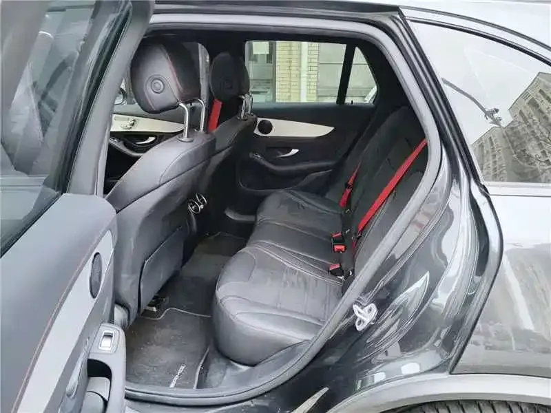 Mercedes-Benz GLC AMG — фото 10