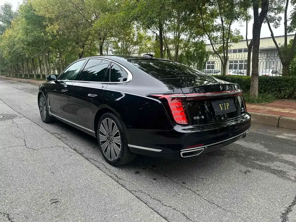 Hongqi H9 — фото 7