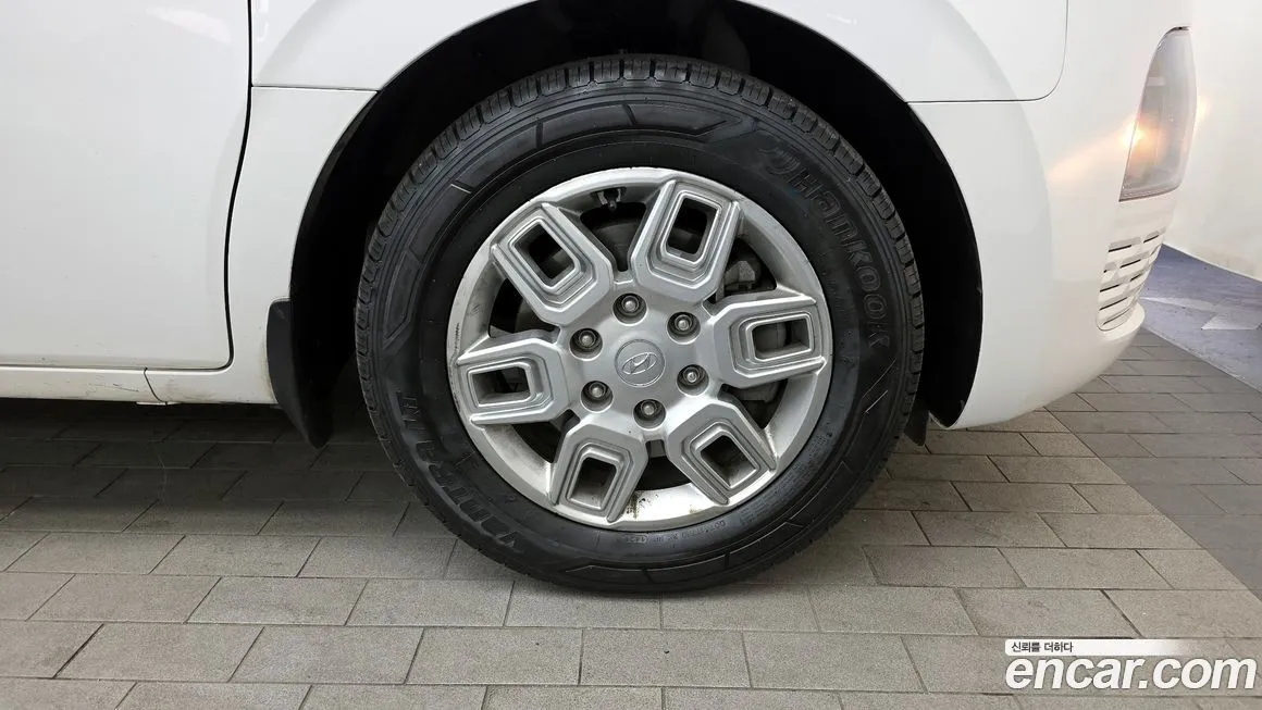 Hyundai Staria — фото 4