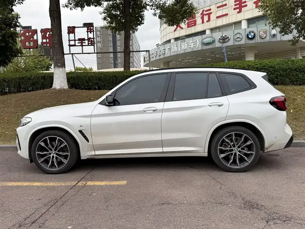 BMW X3 — фото 10