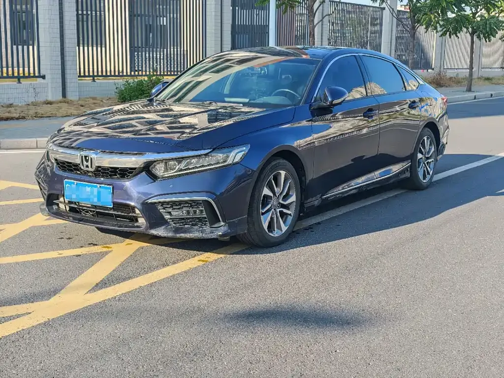 Honda Inspire — фото 1