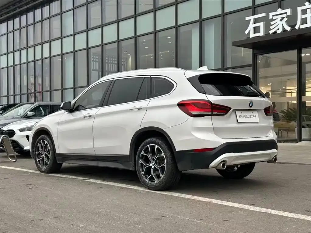 BMW X1 — фото 3