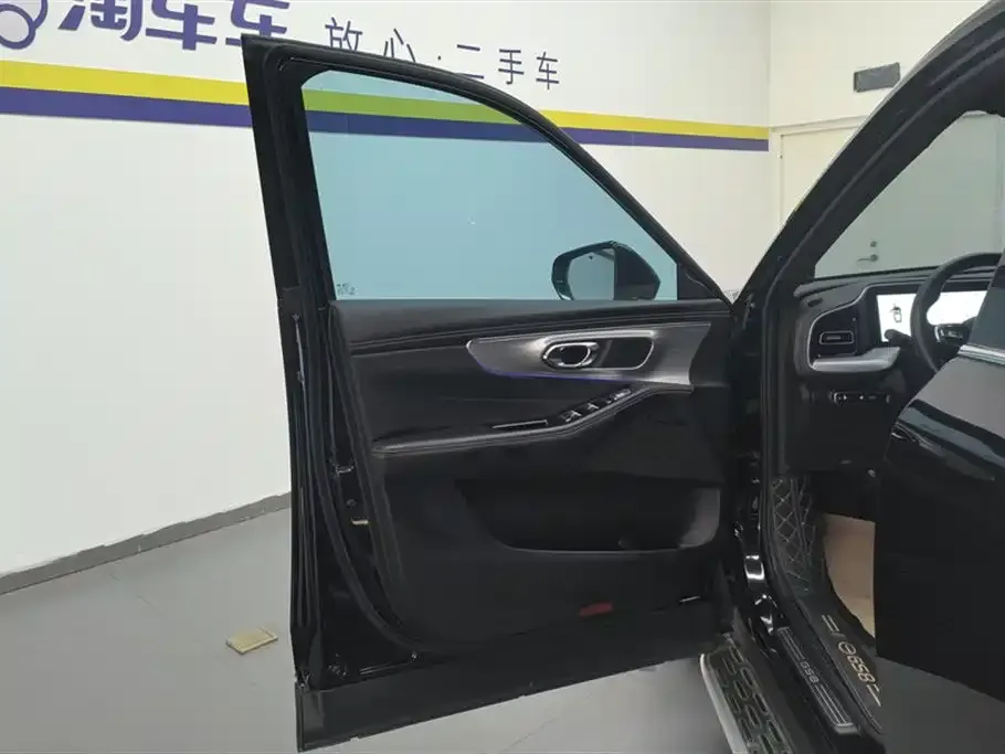 GAC Motor Trumpchi GS8 — фото 6