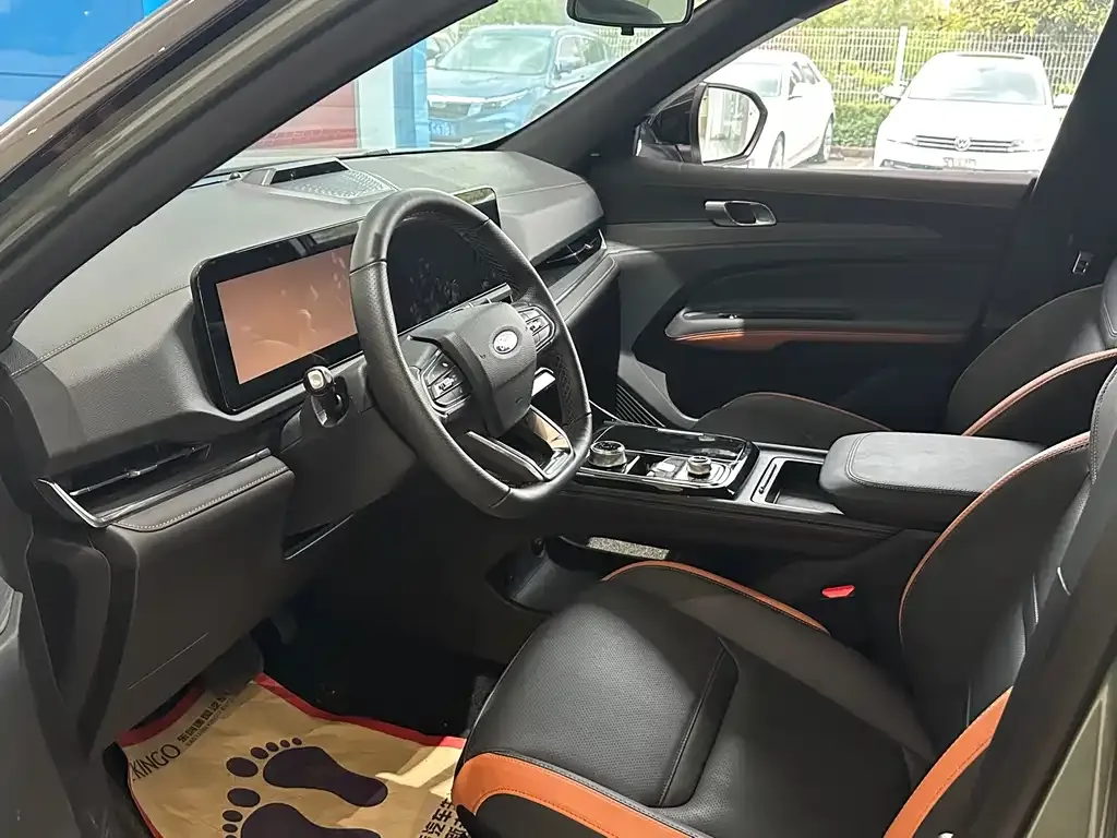 Ford Equator Sport — фото 10