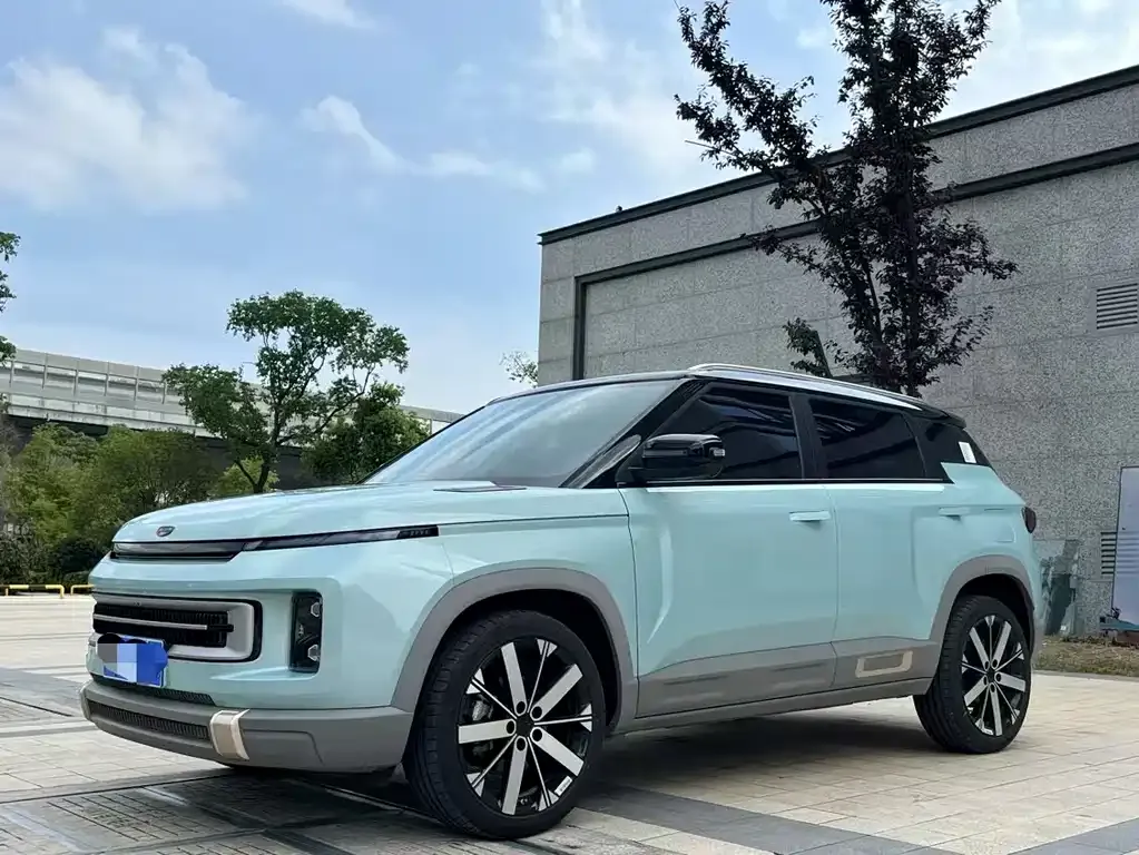 Geely Icon — фото 1