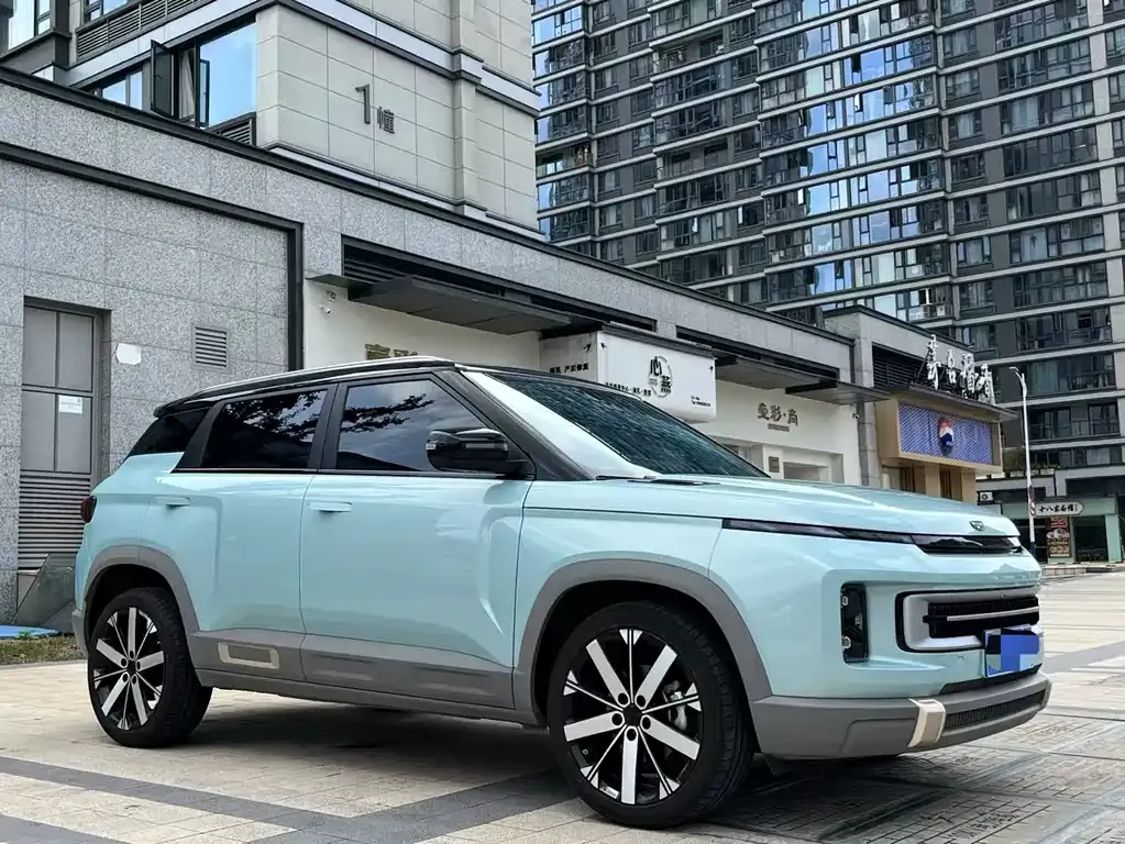 Geely Icon — фото 9