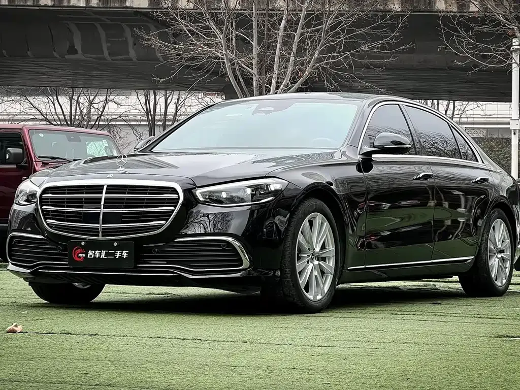 Mercedes-Benz S-Class — фото 1