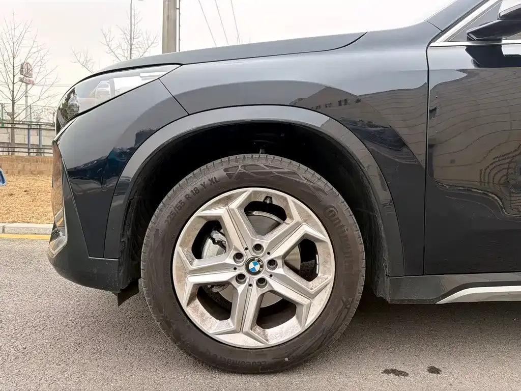 BMW X1 — фото 9