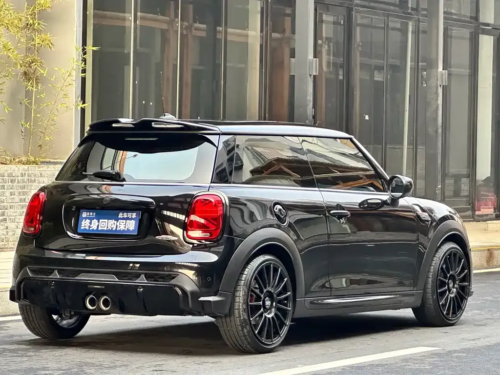 MINI JCW (John Cooper Works) — фото 5