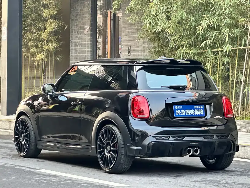 MINI JCW (John Cooper Works) — фото 8