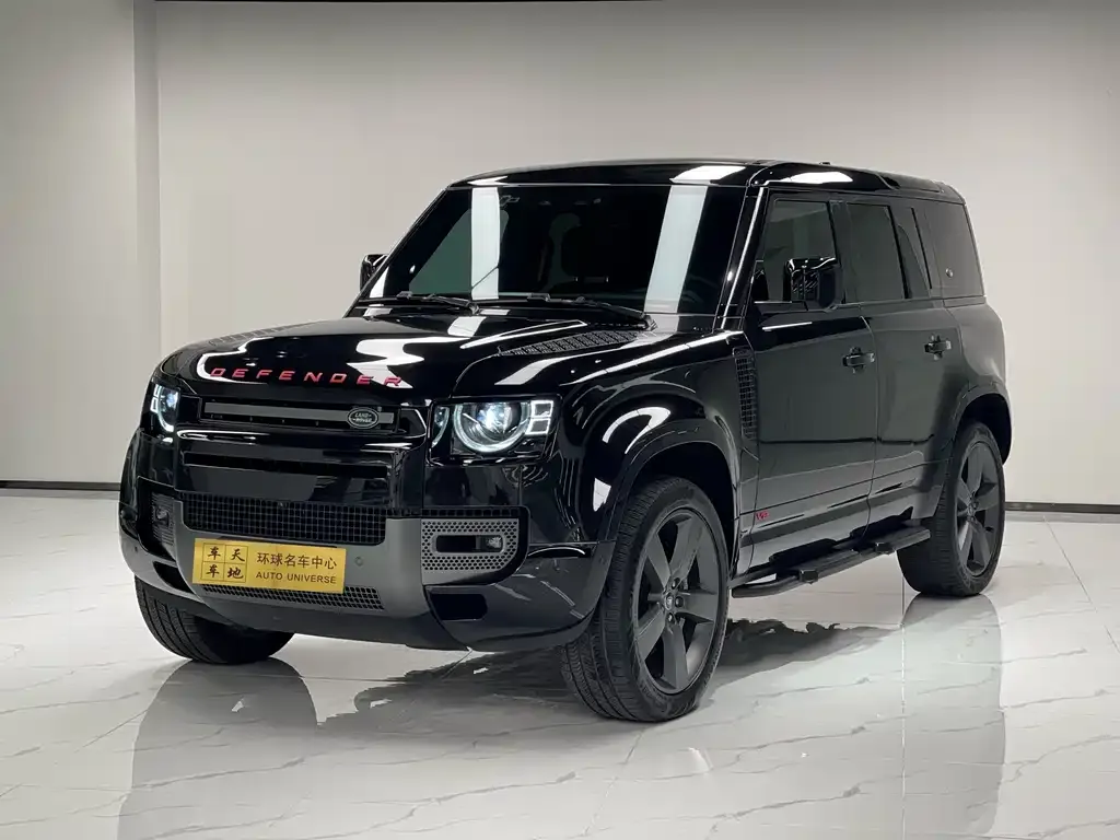 Land Rover Defender — фото 1