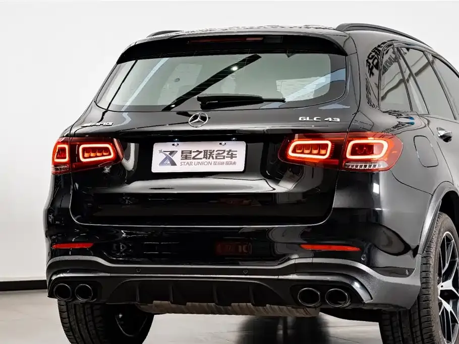 Mercedes-Benz GLC AMG — фото 5