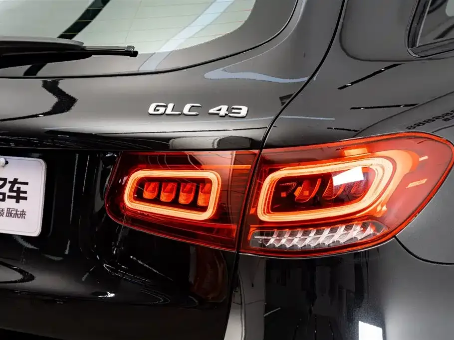 Mercedes-Benz GLC AMG — фото 4