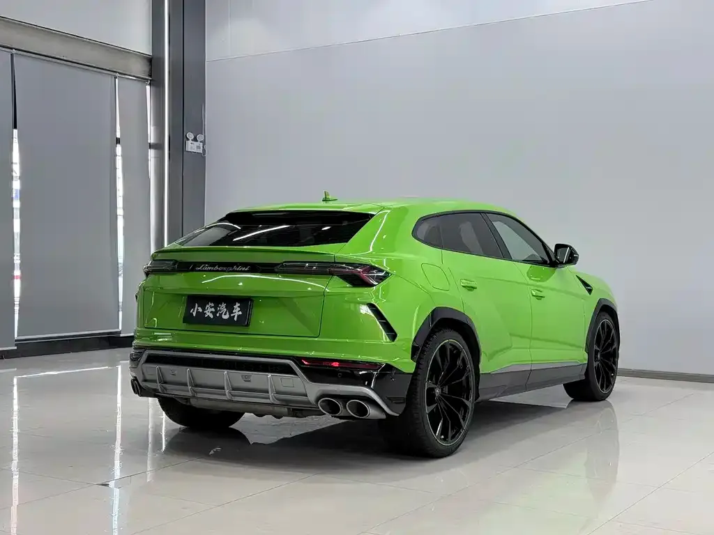 Lamborghini Urus — фото 3