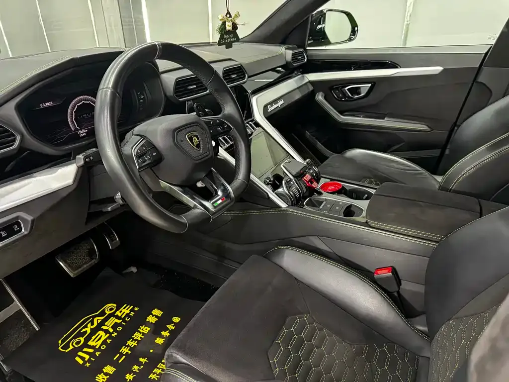 Lamborghini Urus — фото 7