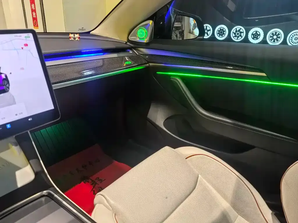 Tesla Model 3 — фото 2
