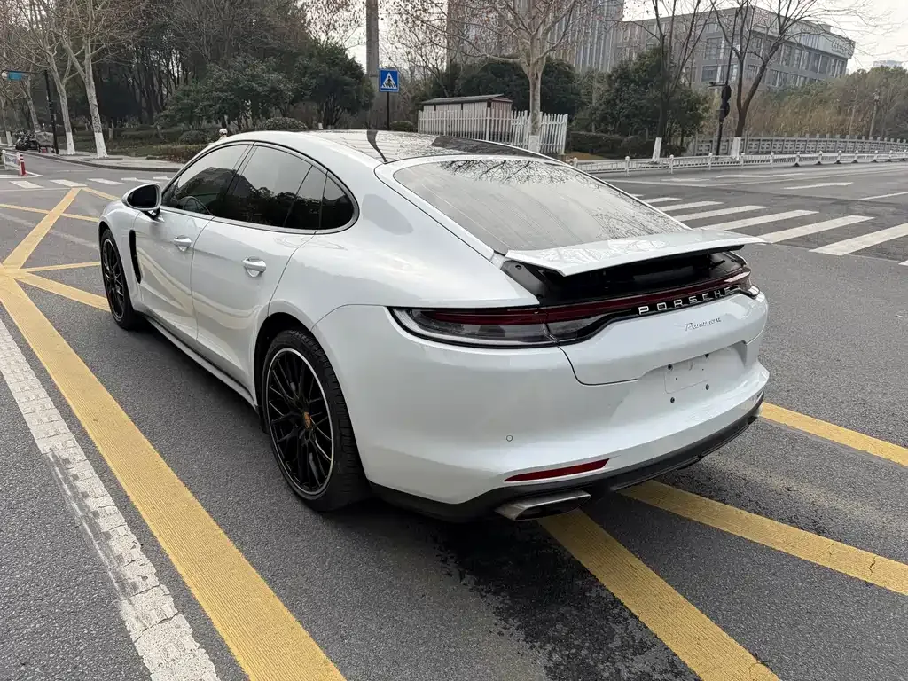 Porsche Panamera — фото 5
