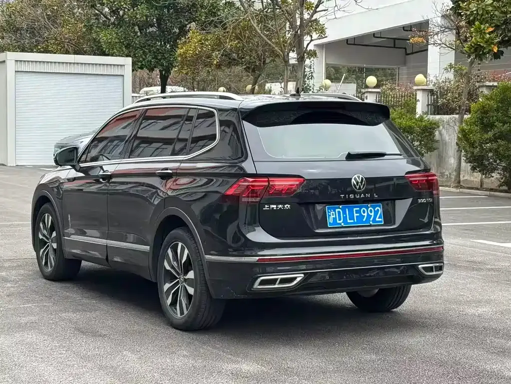 Volkswagen Tiguan L — фото 7