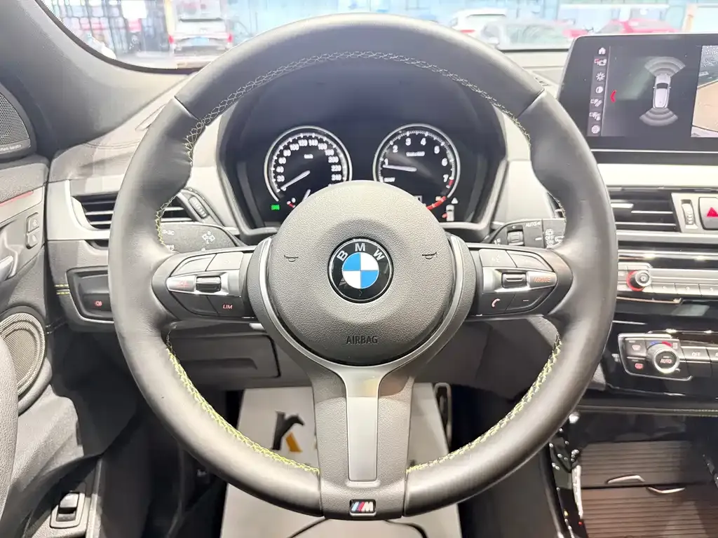 BMW X2 — фото 10