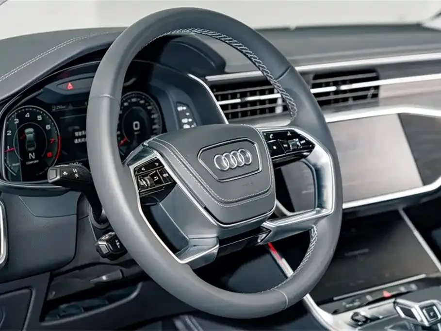 Audi A7L — фото 4