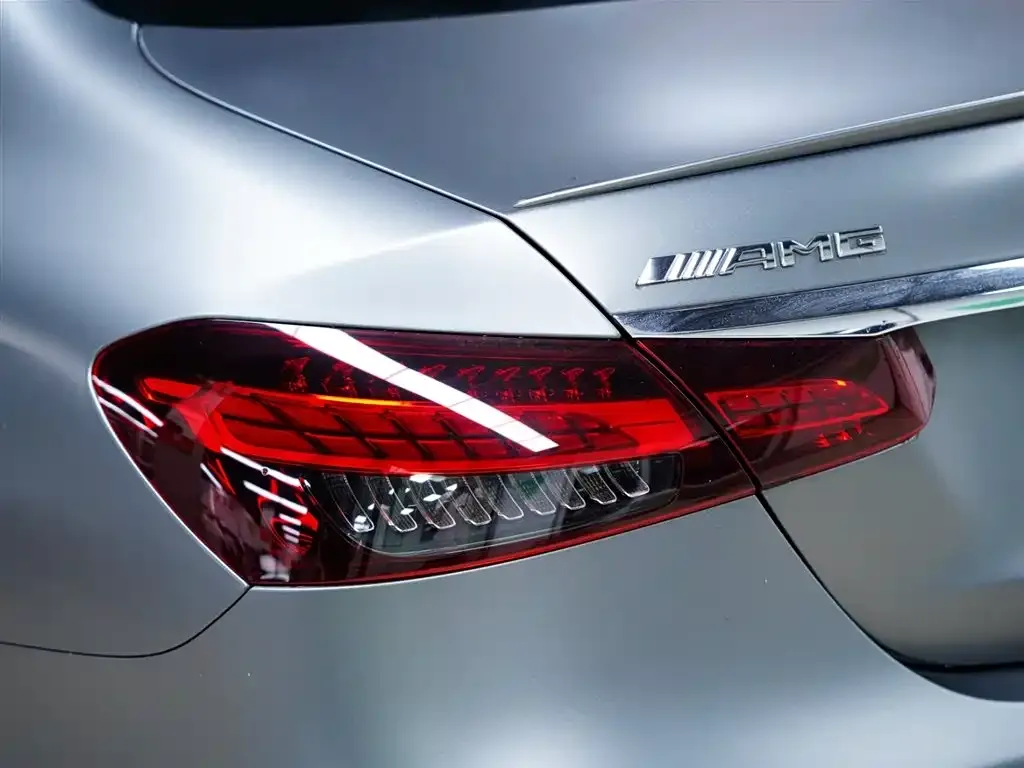Mercedes-Benz E-Class AMG — фото 3