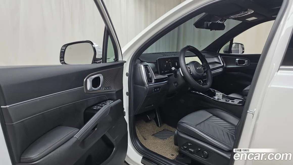 Kia Sorento — фото 7