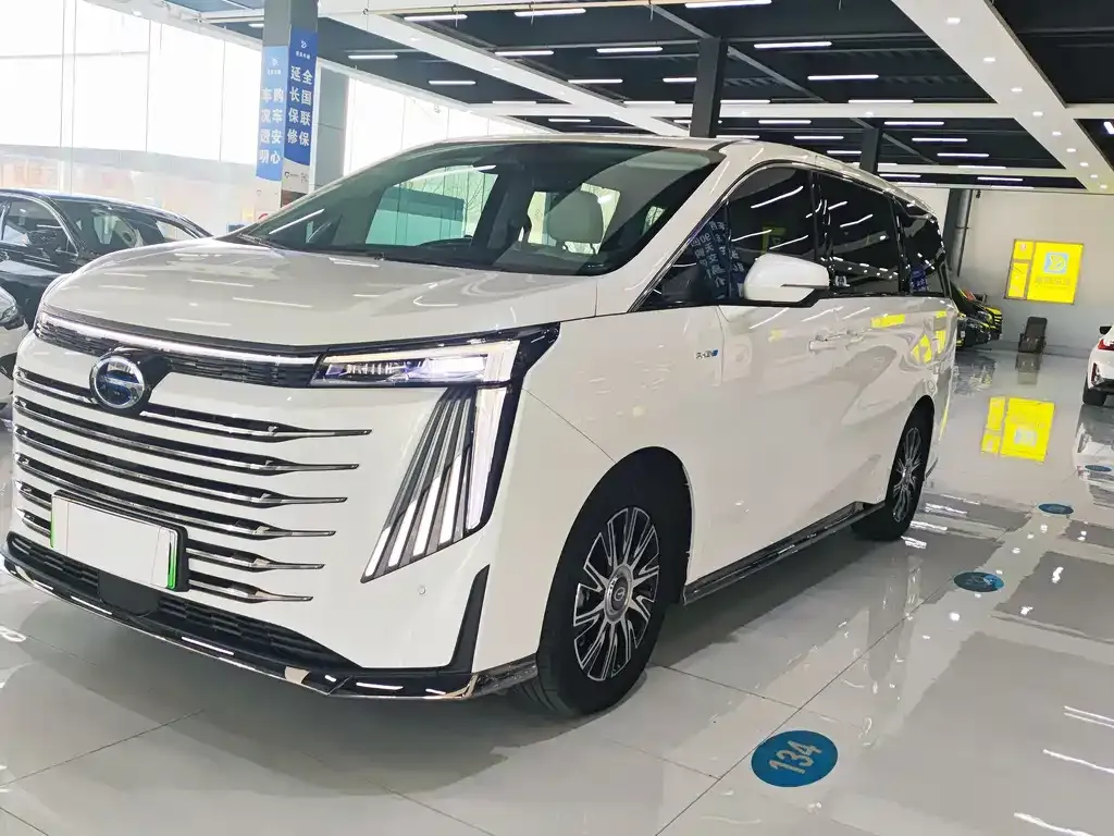 GAC Motor Trumpchi E9 — фото 1