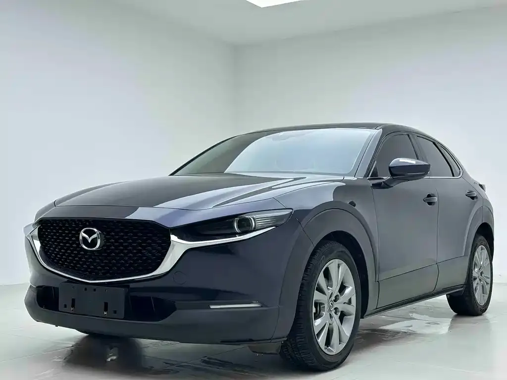 Mazda CX-30 — фото 1