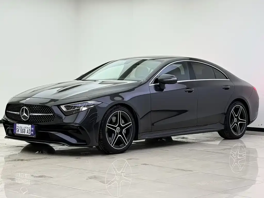 Mercedes-Benz CLS — фото 1