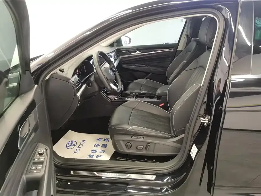 Volkswagen Passat — фото 6