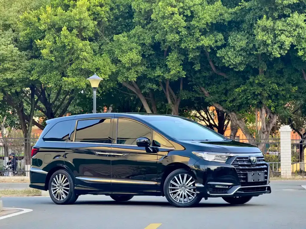 Honda Elysion — фото 4