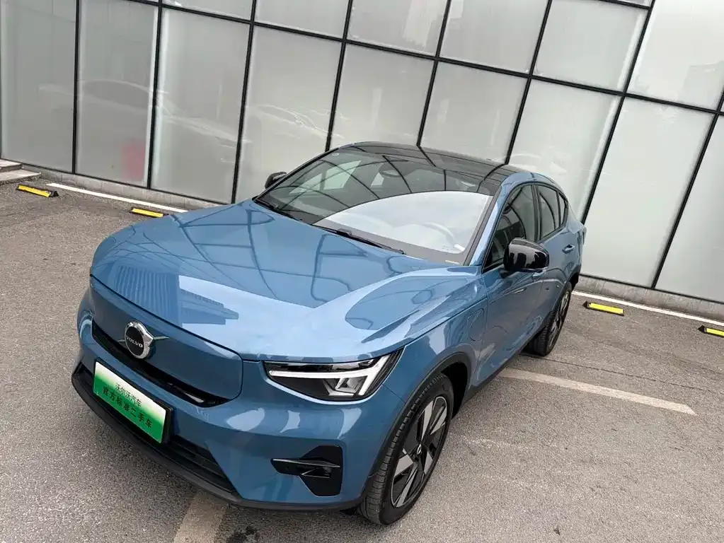 Volvo C40 — фото 10