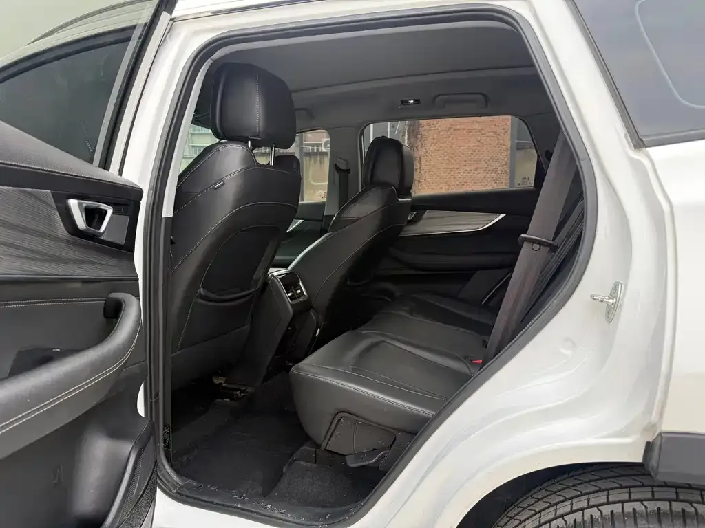 Chery Tiggo 8 PLUS — фото 9