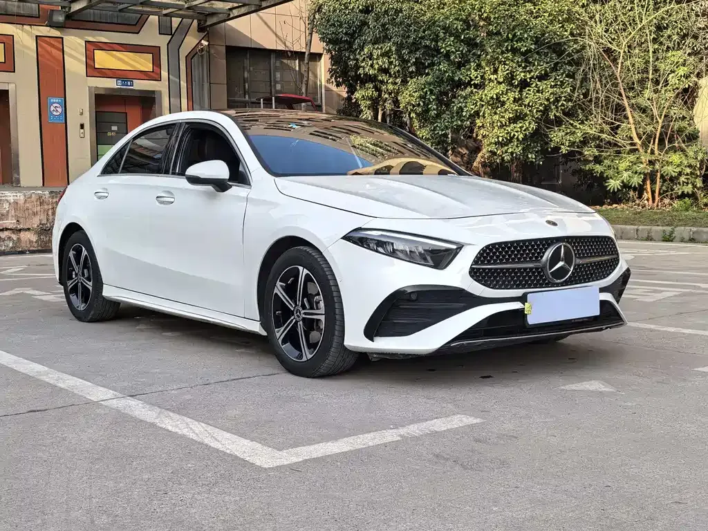 Mercedes-Benz A-Class — фото 8