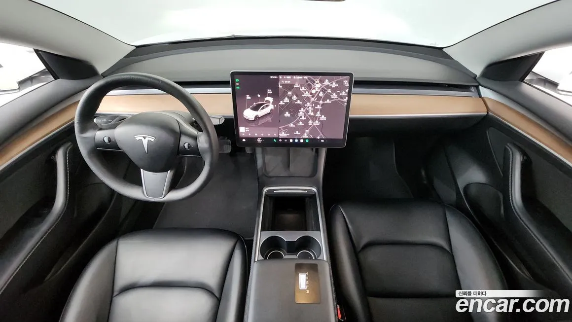 Tesla Model 3 — фото 8