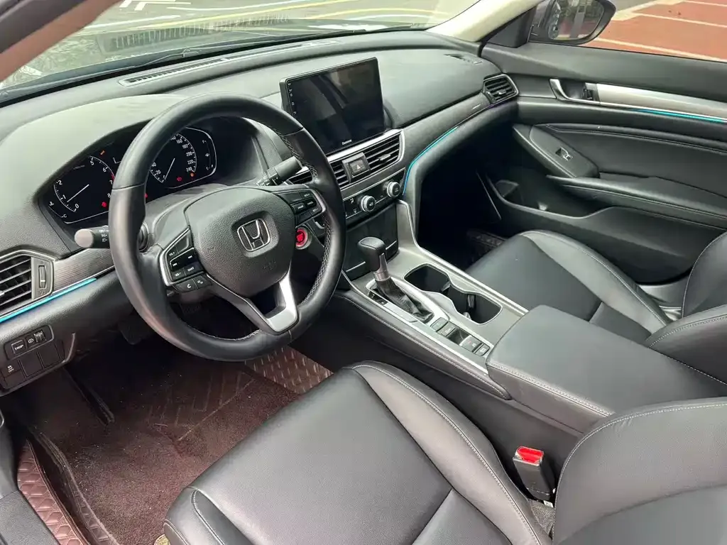 Honda Accord — фото 3