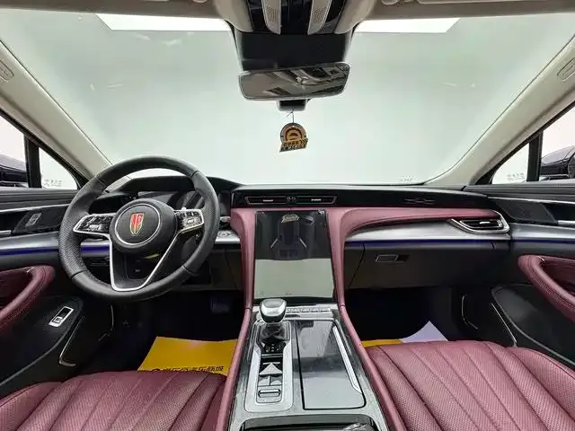 Hongqi H5 — фото 10
