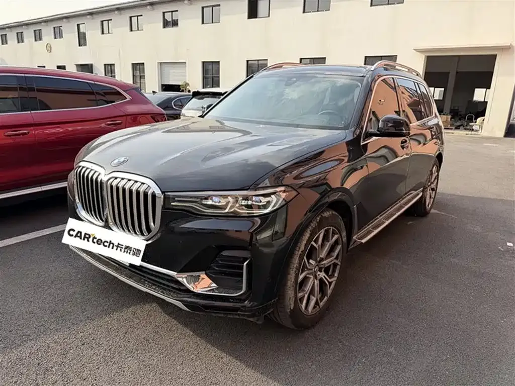 BMW X7 — фото 1
