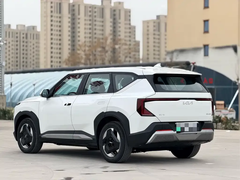 Kia EV5 — фото 6