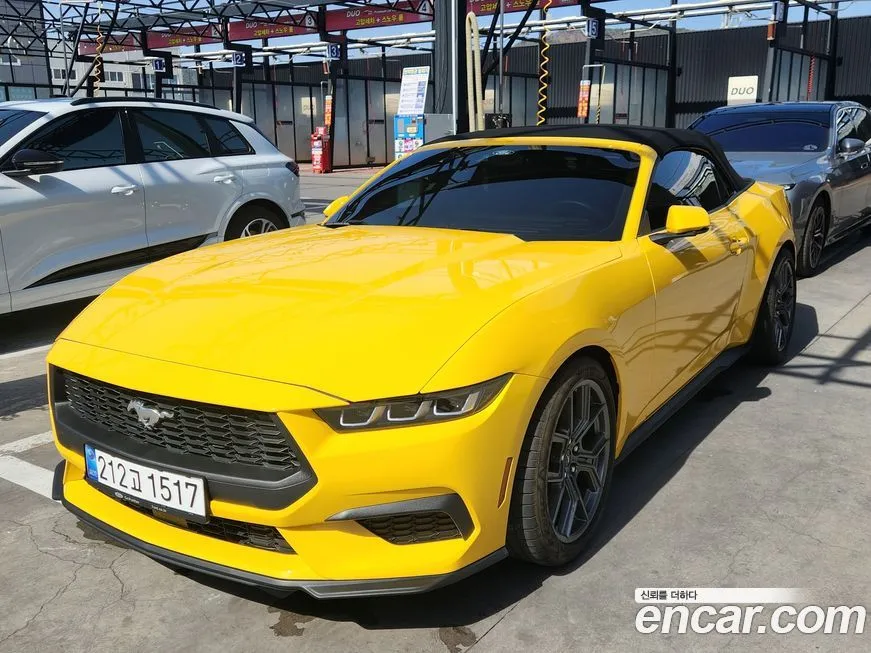 Ford Mustang — фото 4
